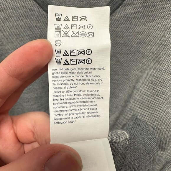 Calvin Klein Men's Merino Wool Blend V-Neck Sweater | Gray Size Large - Picture 9 of 12